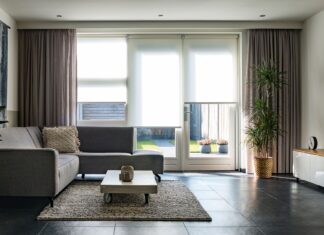 Rolety zaciemniające do domowego kina jak uzyskać całkowitą ciemność w salonie